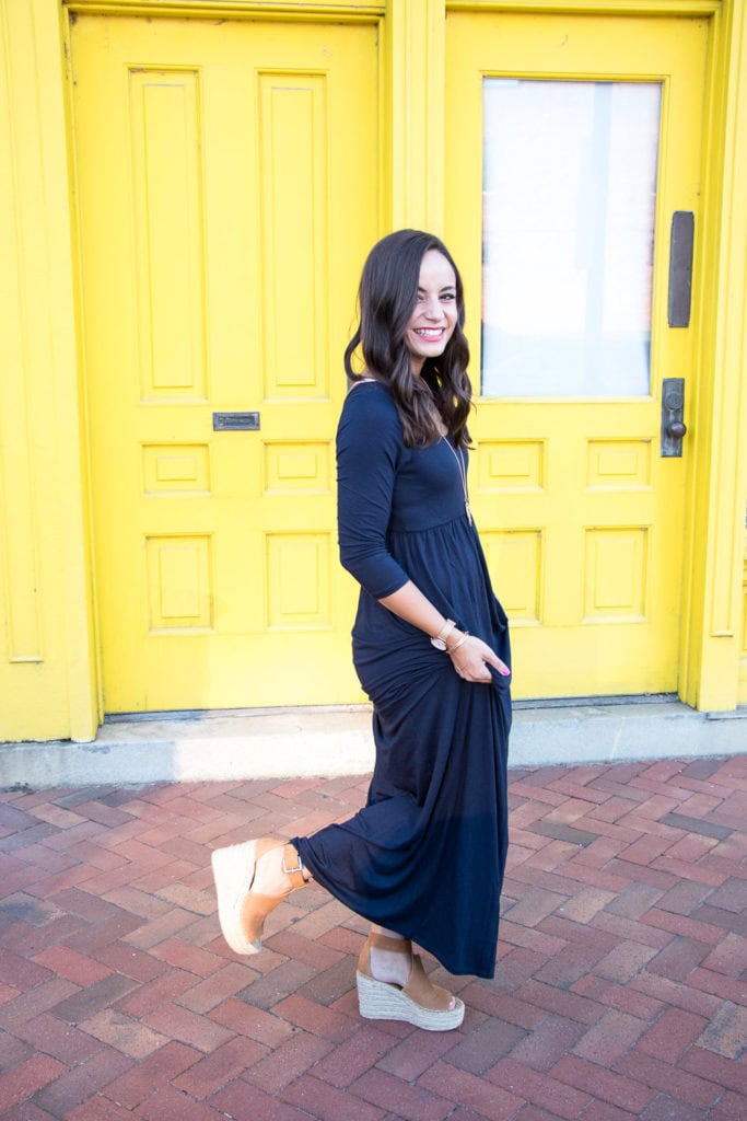 How To Wear a Maxi Dress When You're Petite Pumps & Push Ups
