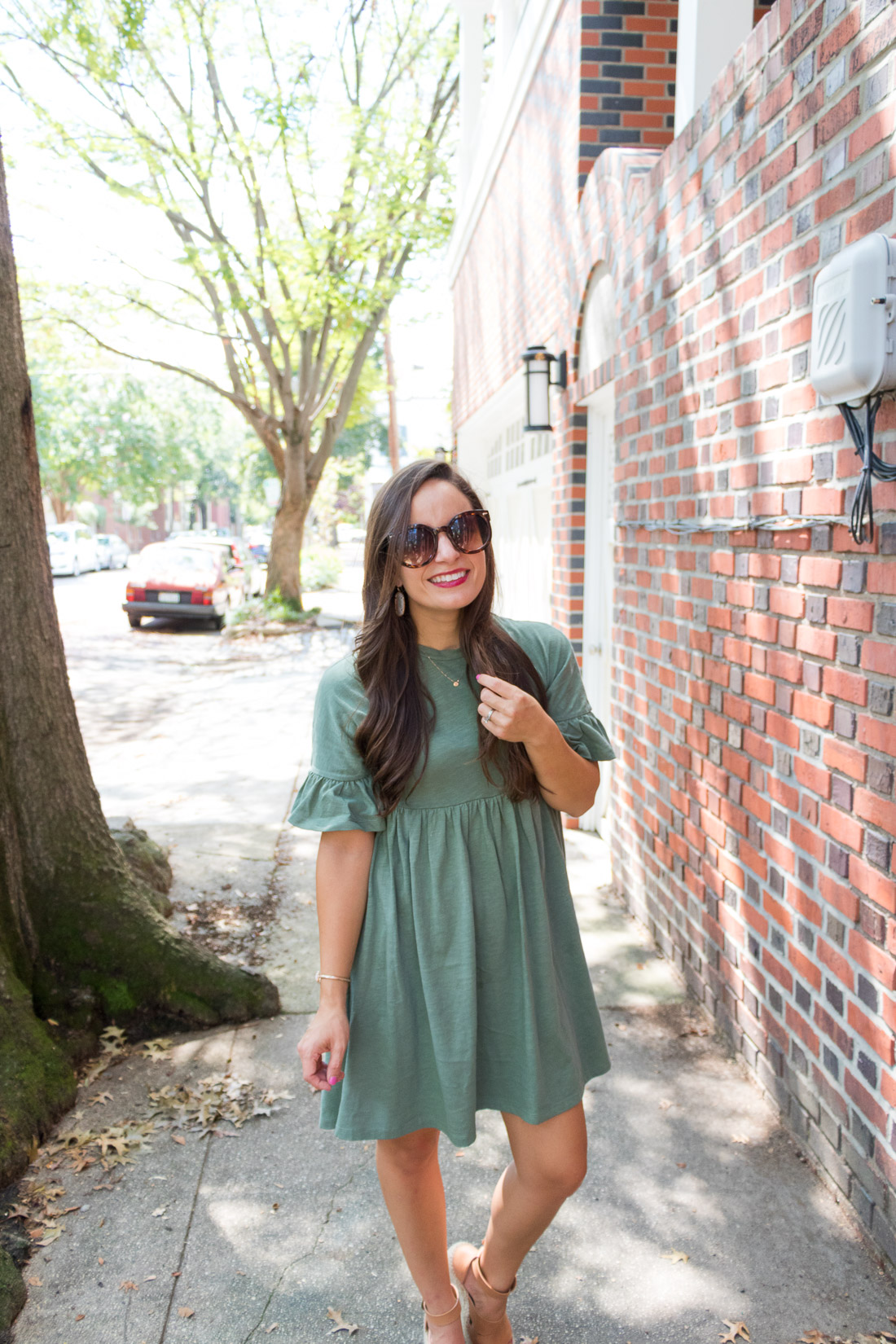 12 outfit ideas for larger busted petites -Bomb Petite