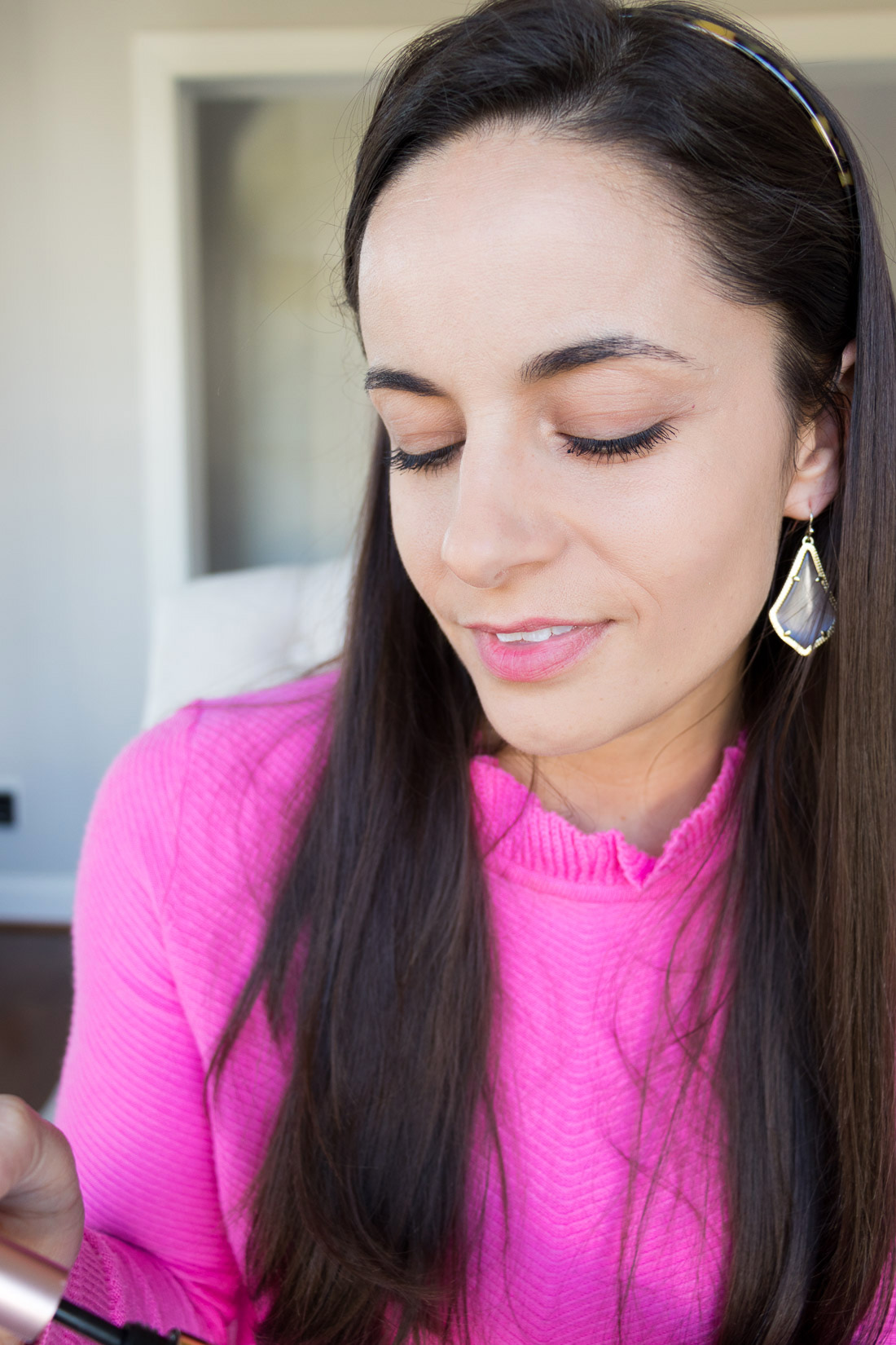 Review of L'Oreal Voluminous Lash Paradise Mascara and Primer.