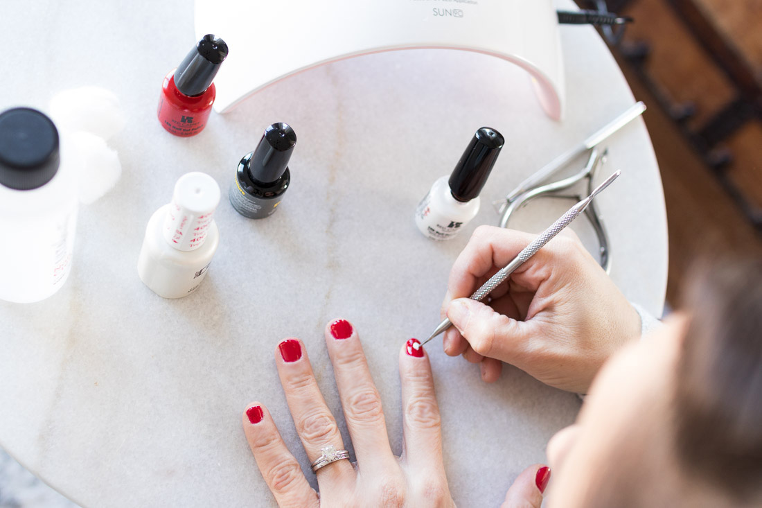 At home Valentine's Day manicure | valentines day | pumps and push-ups