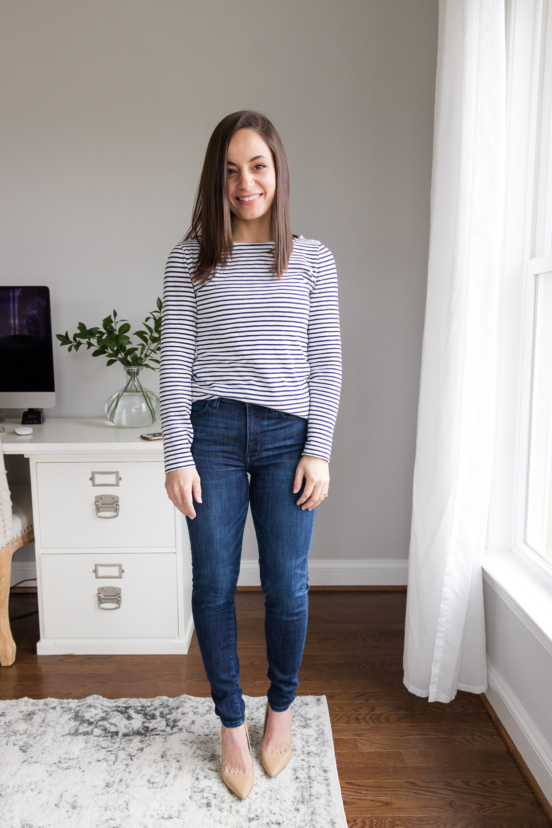 Always Closely To Nine Style Tips: Styling Tips: How to Make Short Legs Look Longer | Petite Style