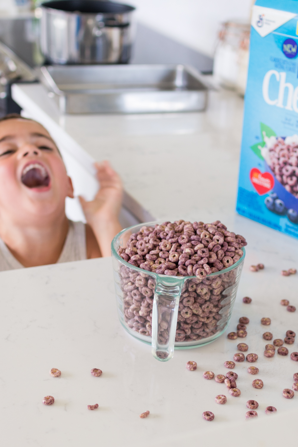 Blueberry Cheerios | Cheerios recipes | marshmallow bars | cereal bars recipes 