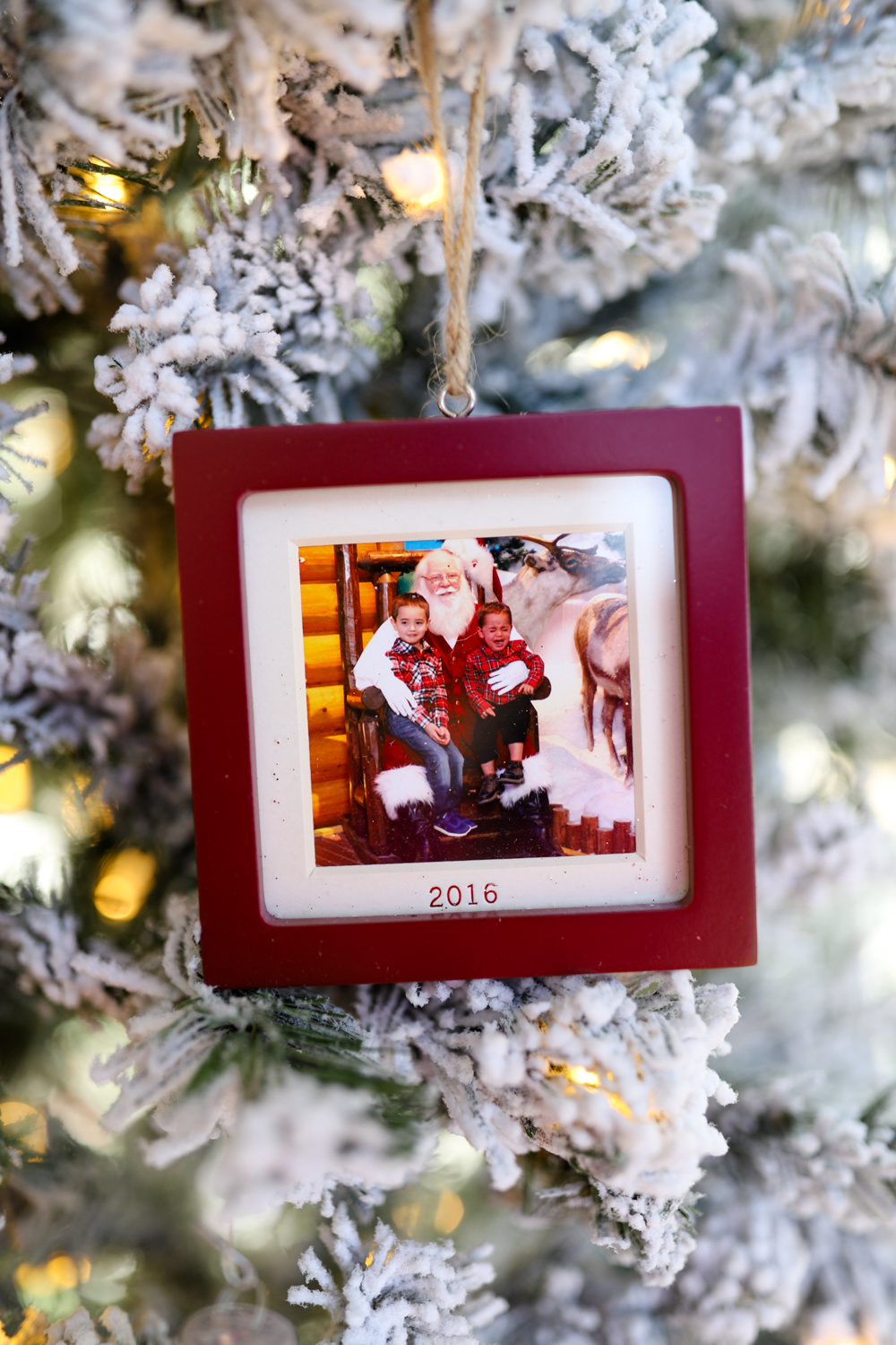 Pottery Barn Photo Ornament Traditions | Pumps and Push-Ups Blog Holiday Home