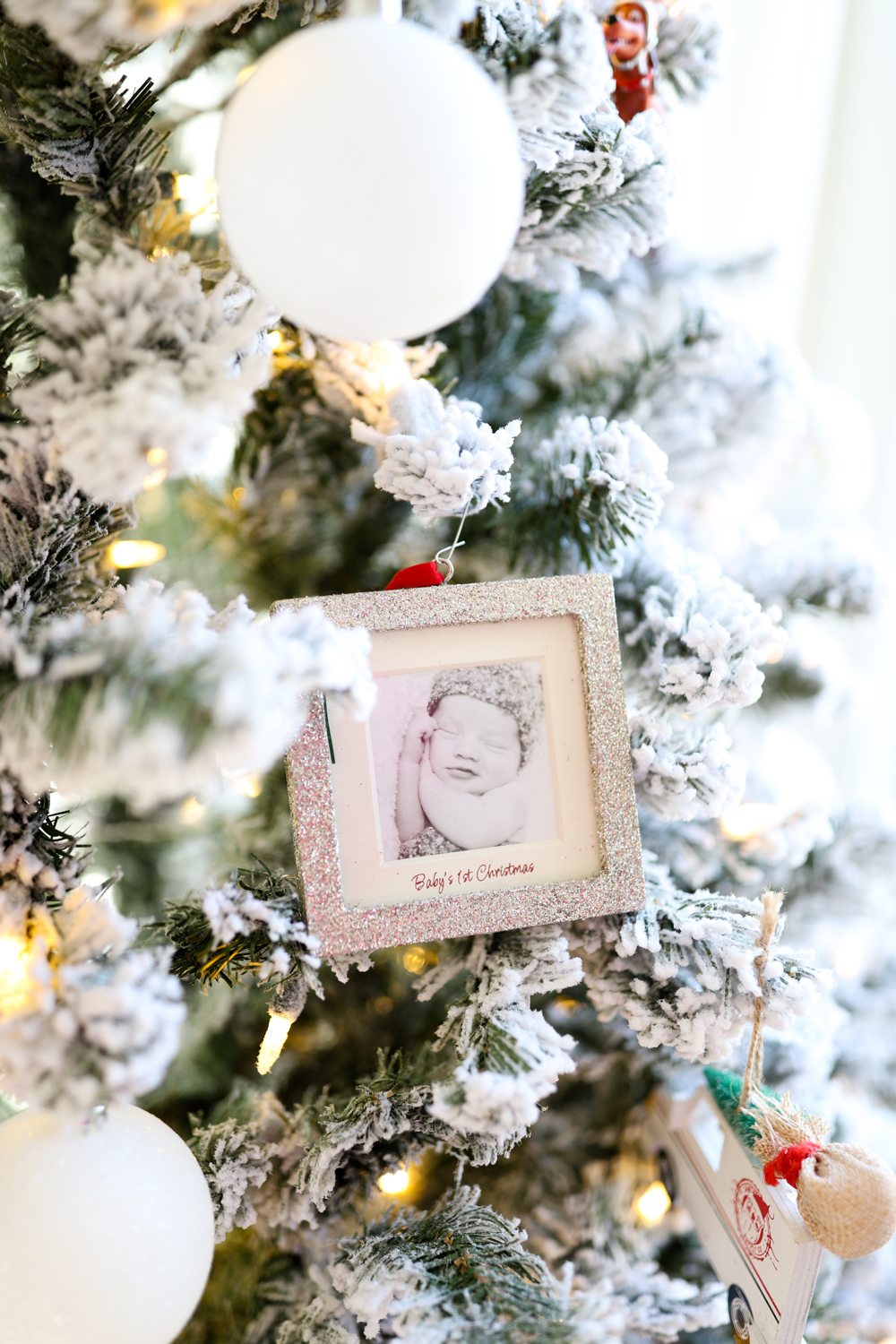 Pottery Barn Photo Ornament Traditions | Pumps and Push-Ups Blog Holiday Home