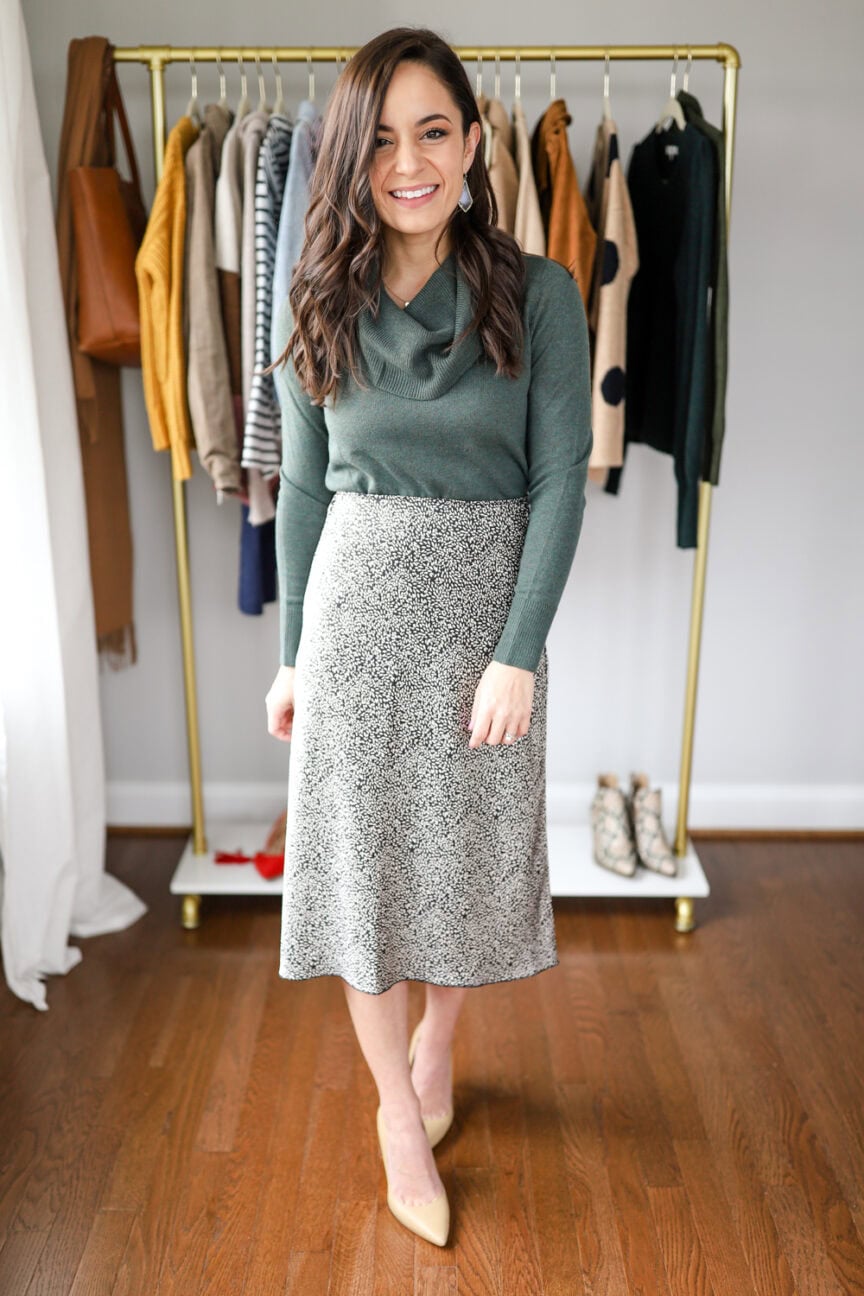 Four petite friendly midi skirt outfits | how to wear a midi skirt for petites | petite friendly midi skirts
