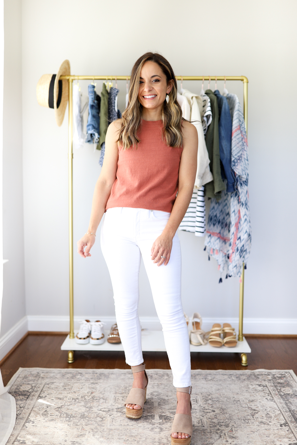 white jeans outfit for spring | petite friendly jeans outfits | white jeans outfit | spring capsule wardrobe via pumps and push-ups blog | petite fashion