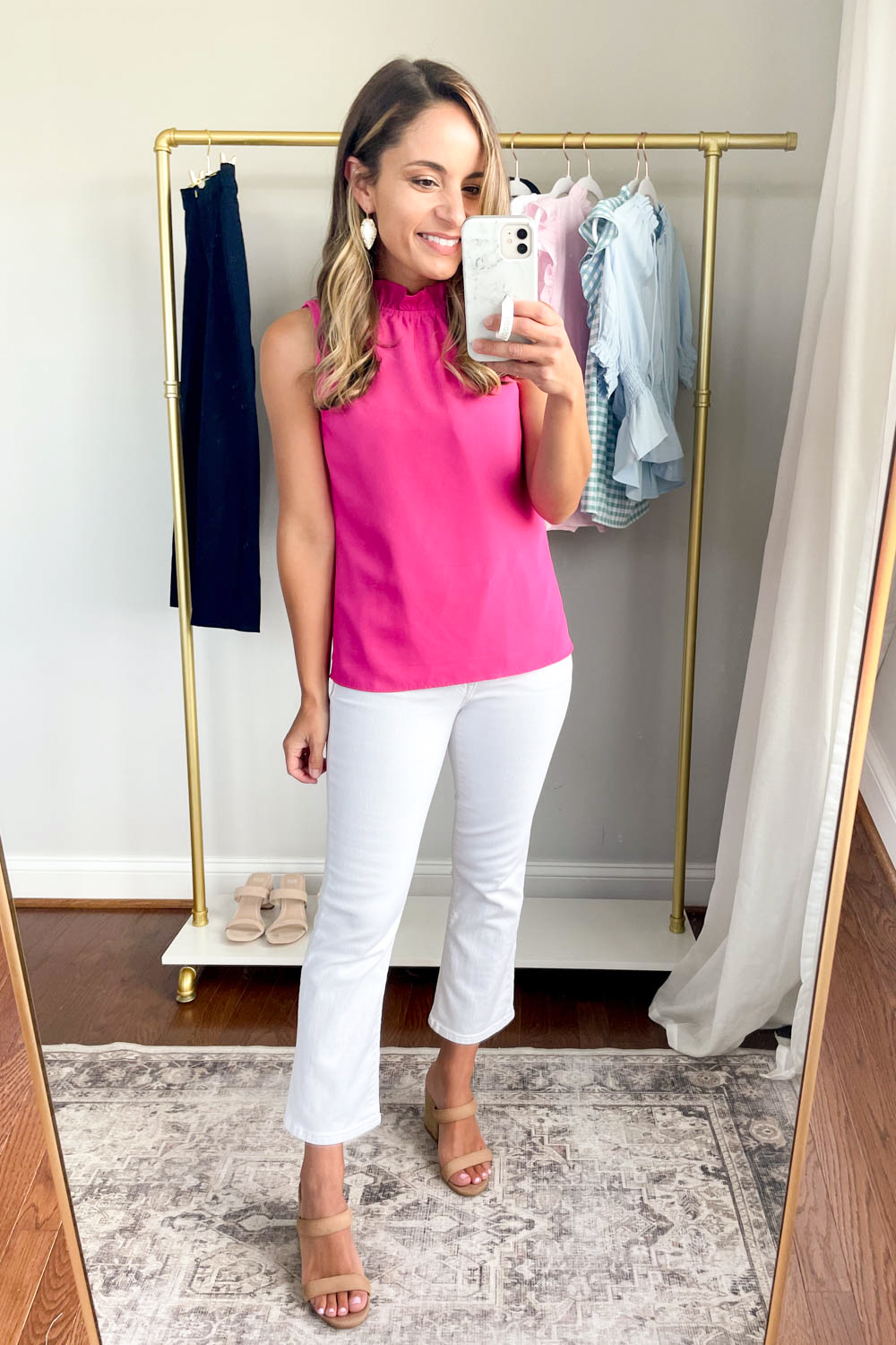 Petite friendly capsule wardrobe for work | summer work outfits | summer wear to work | petite fashion 