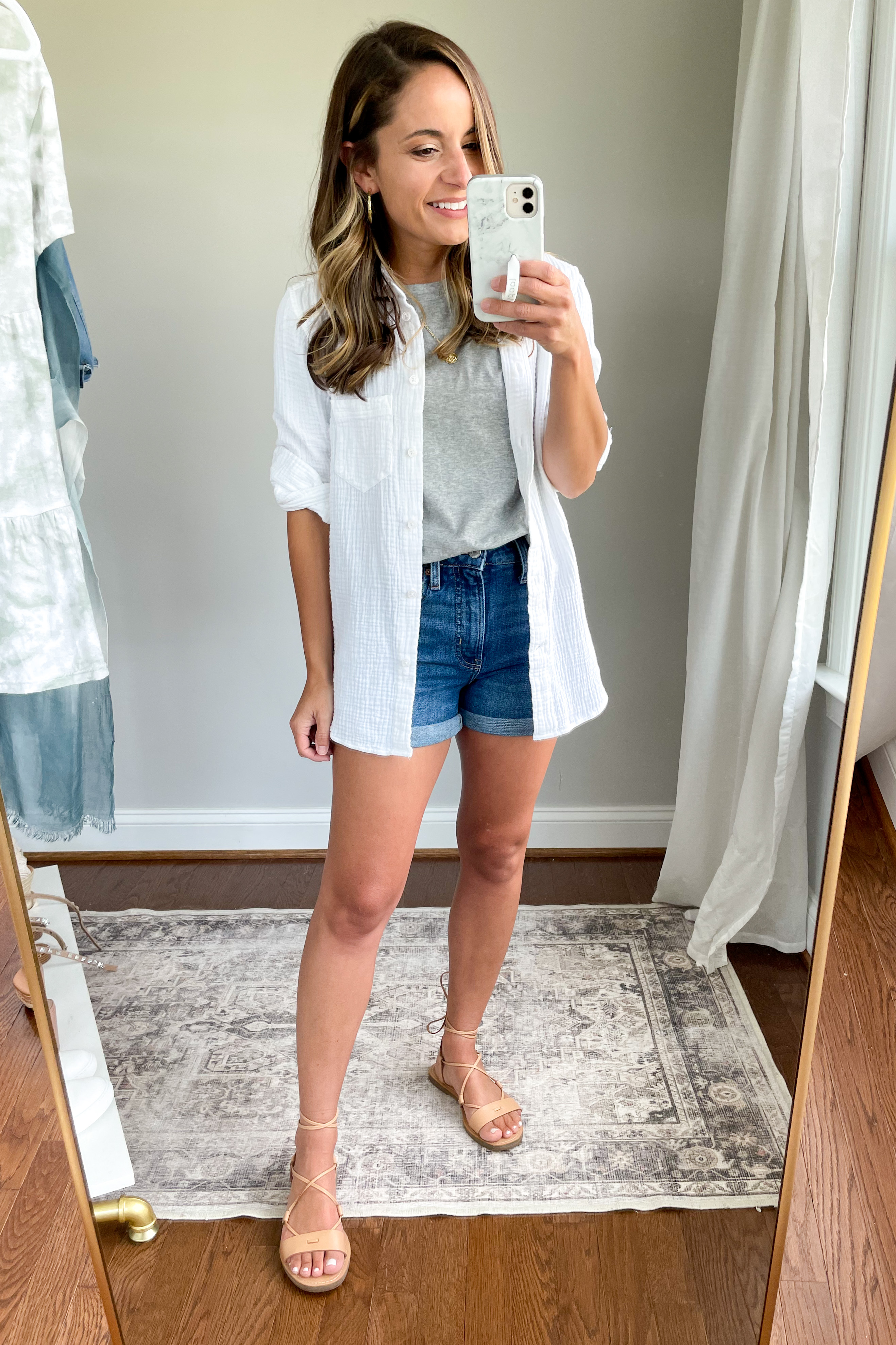 20+ ways to wear 10 items | petite summer staples | summer outfits | summer style 