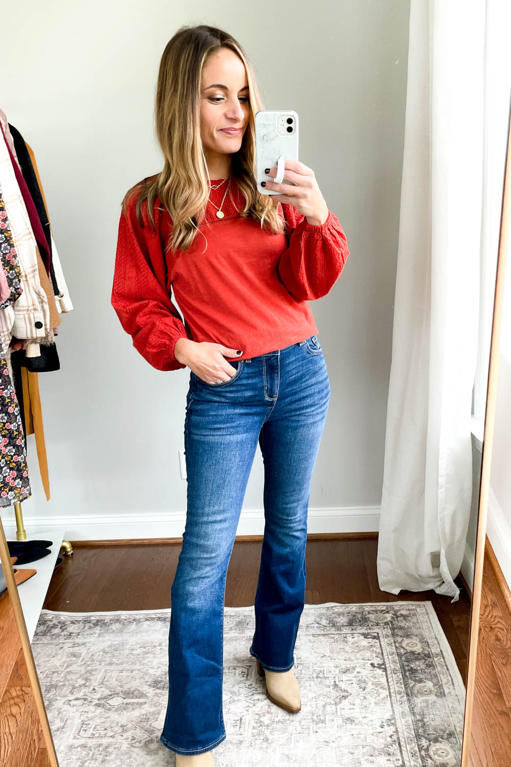 5 Ways to Wear Flare Jeans - Pumps & Push Ups