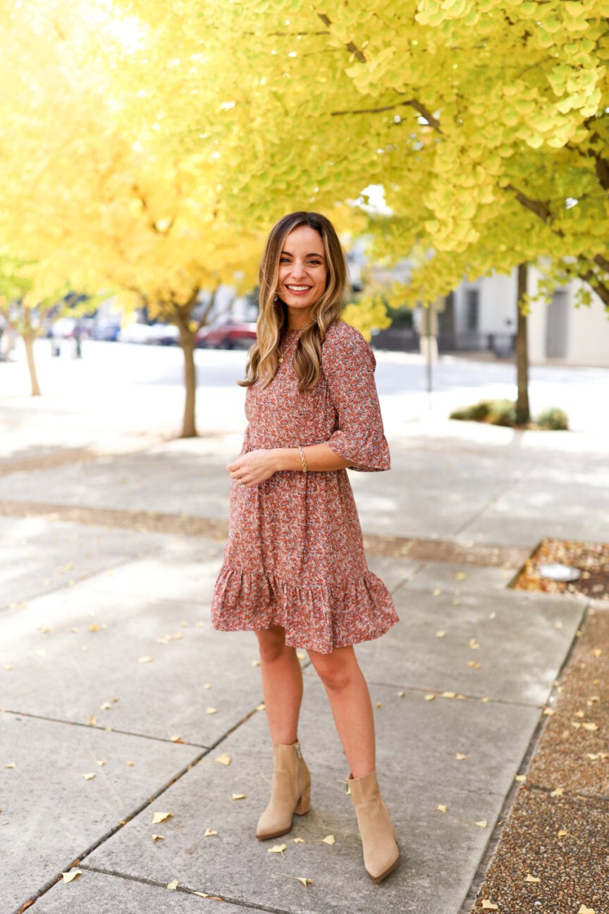 Holiday outfits via pumps and push-ups blog | petite style blog | petite fashion | petite blogger