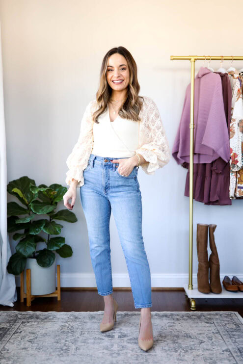 straight jeans outfits | petite friendly straight jeans outfits | ways to wear straight jeans