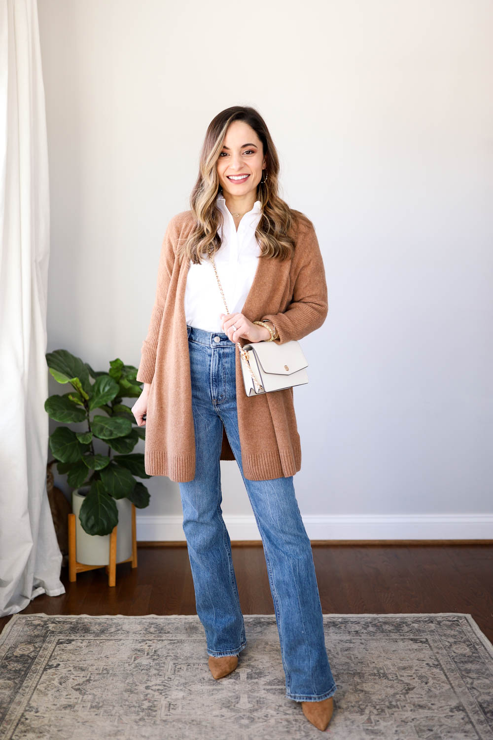 How To Style Flare Jeans  10 Outfit ideas + tips for styling