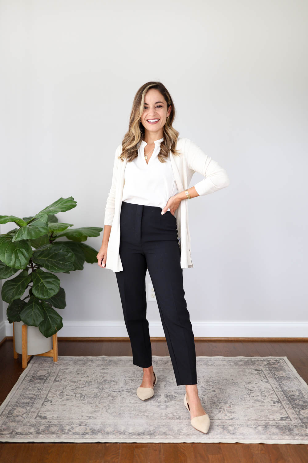Simple and Classy Spring Work Outfit - Stylish Petite