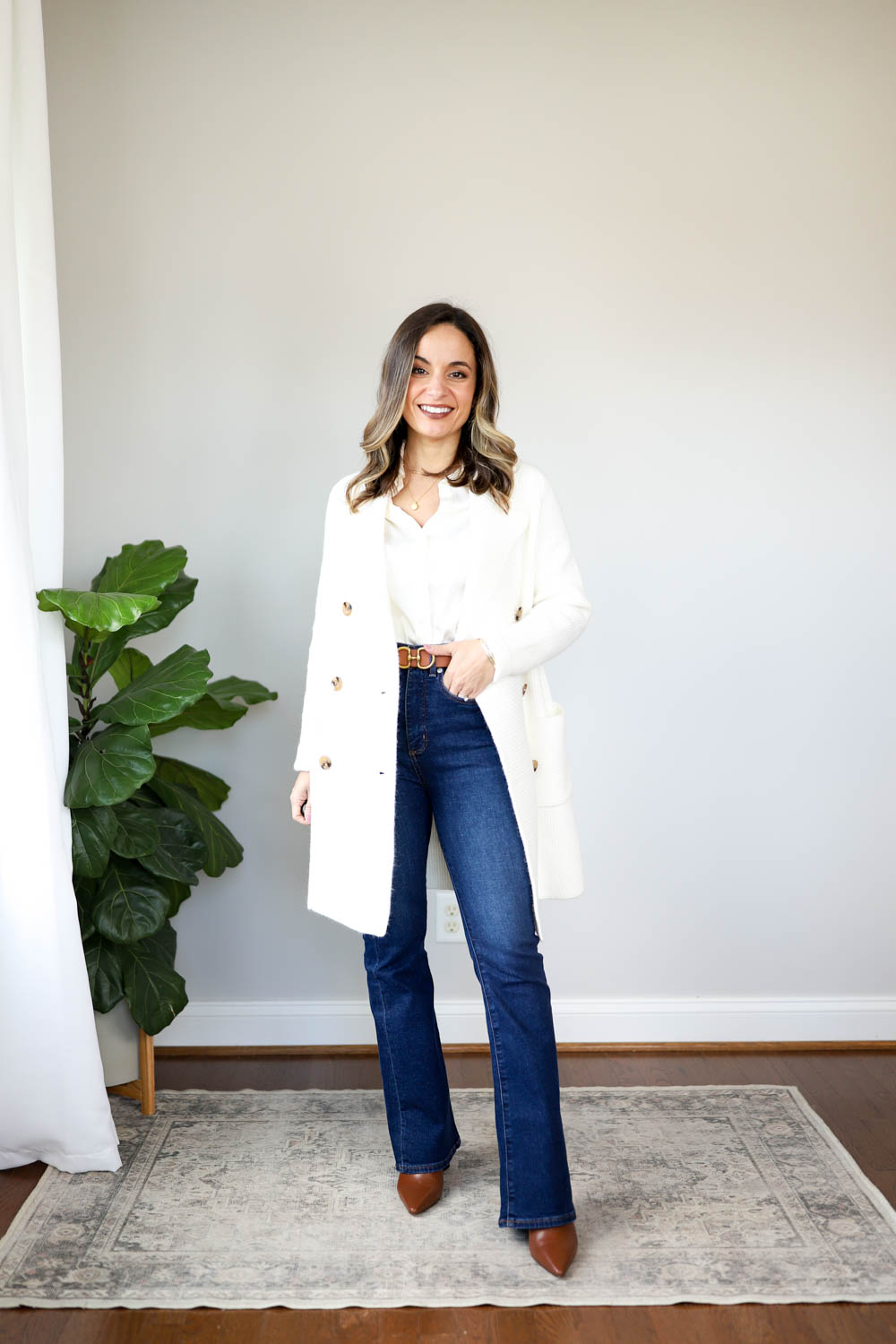 How To Wear Jeans At Work  Jeans outfit for work, How to wear jeans to work,  Work outfits women