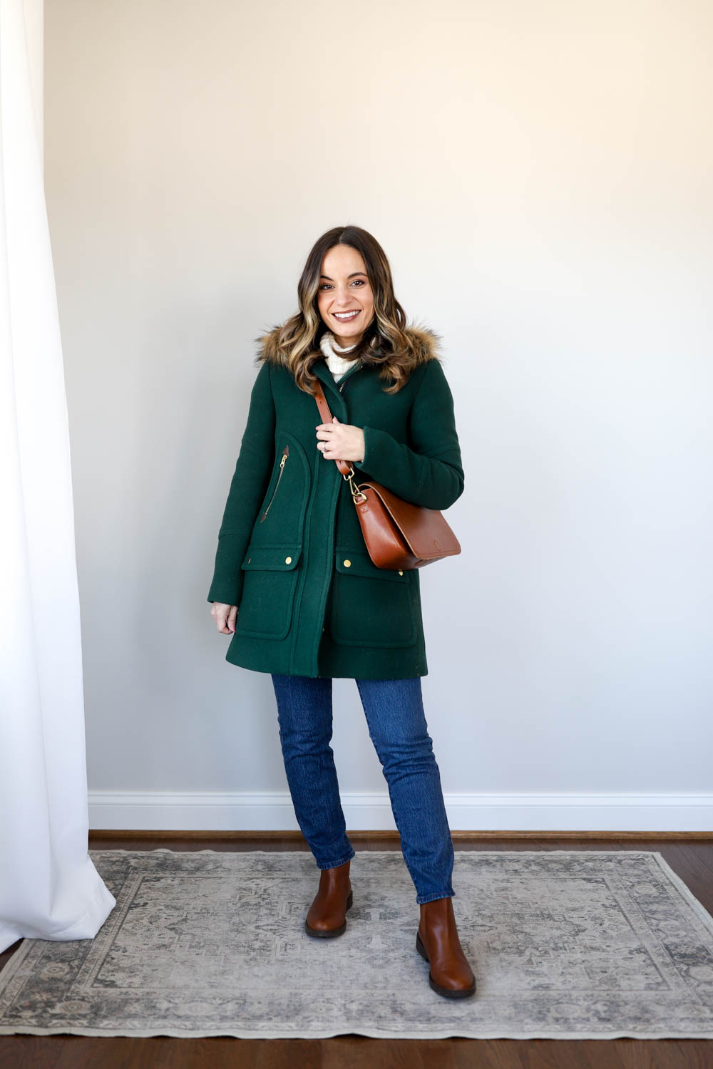 How to Wear Chelsea Boots with Jeans for Women - Straight A Style