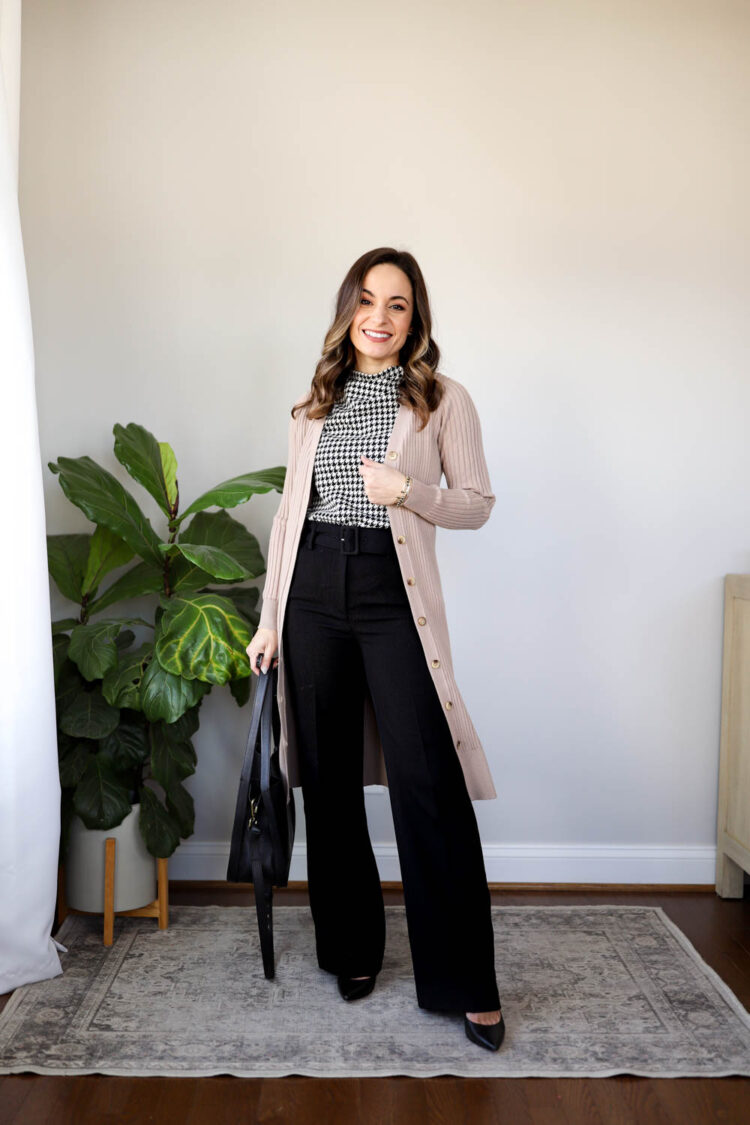 11 Items 20 Outfits for Work - Pumps & Push Ups