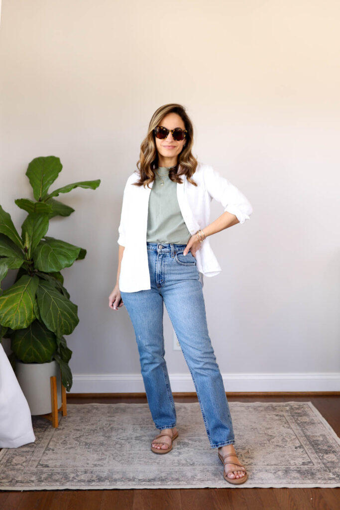 Petite friendly spring capsule wardrobe via pumps and push-ups blog | petite style | spring outfits | spring capsule outfit | capsule wardrobe