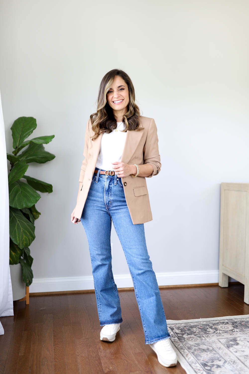 Outfits for Work with Sneakers - Pumps & Push Ups
