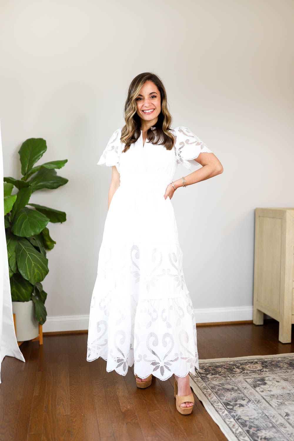 Petite-friendly white dresses | bridal shower dresses | petite style | petite fashion