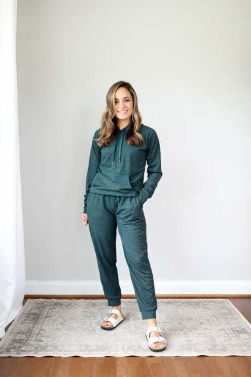 Petite-friendly joggers | loungewear joggers | petite joggers