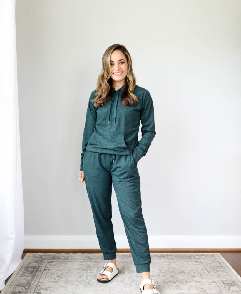 Petite-friendly joggers | loungewear joggers | petite joggers