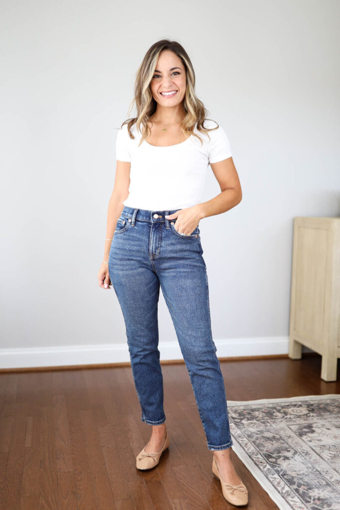 Petite-Friendly Wide-Leg Jeans - Pumps & Push Ups