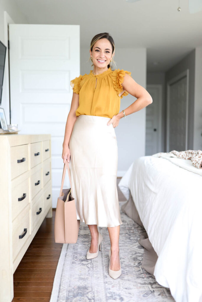 How to Wear a Slip Skirt in Winter