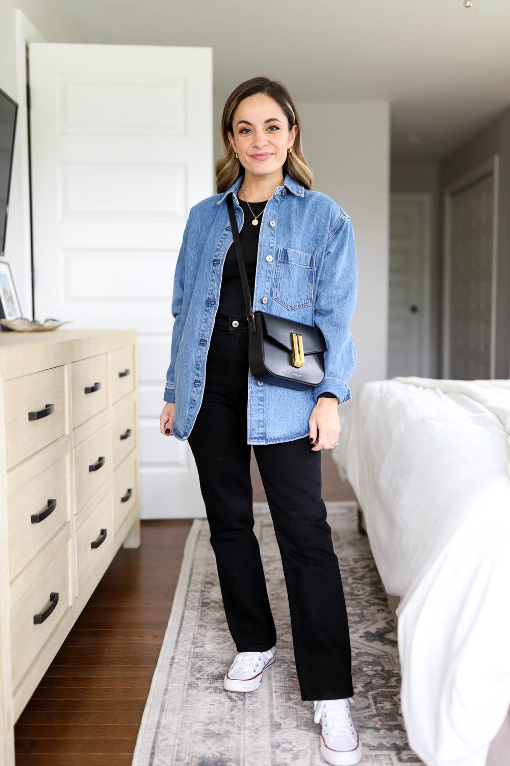 Outfits ideas with black jeans | six ways to wear black jeans | petite style 