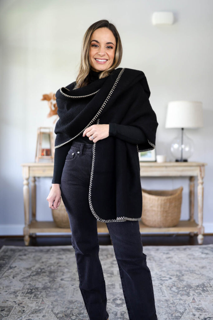 blanket scarf outfit for 2023 via pumps and push-ups blog | fall layering ideas | all black fall outfit 