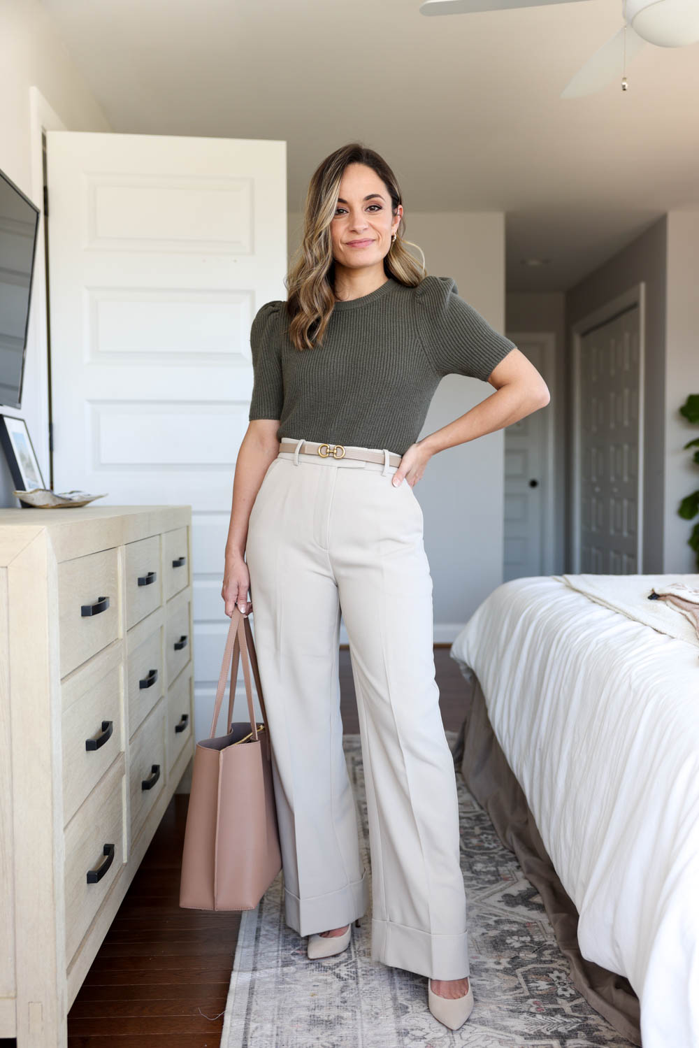 Neutral Outfit Ideas for Work - Pumps & Push Ups