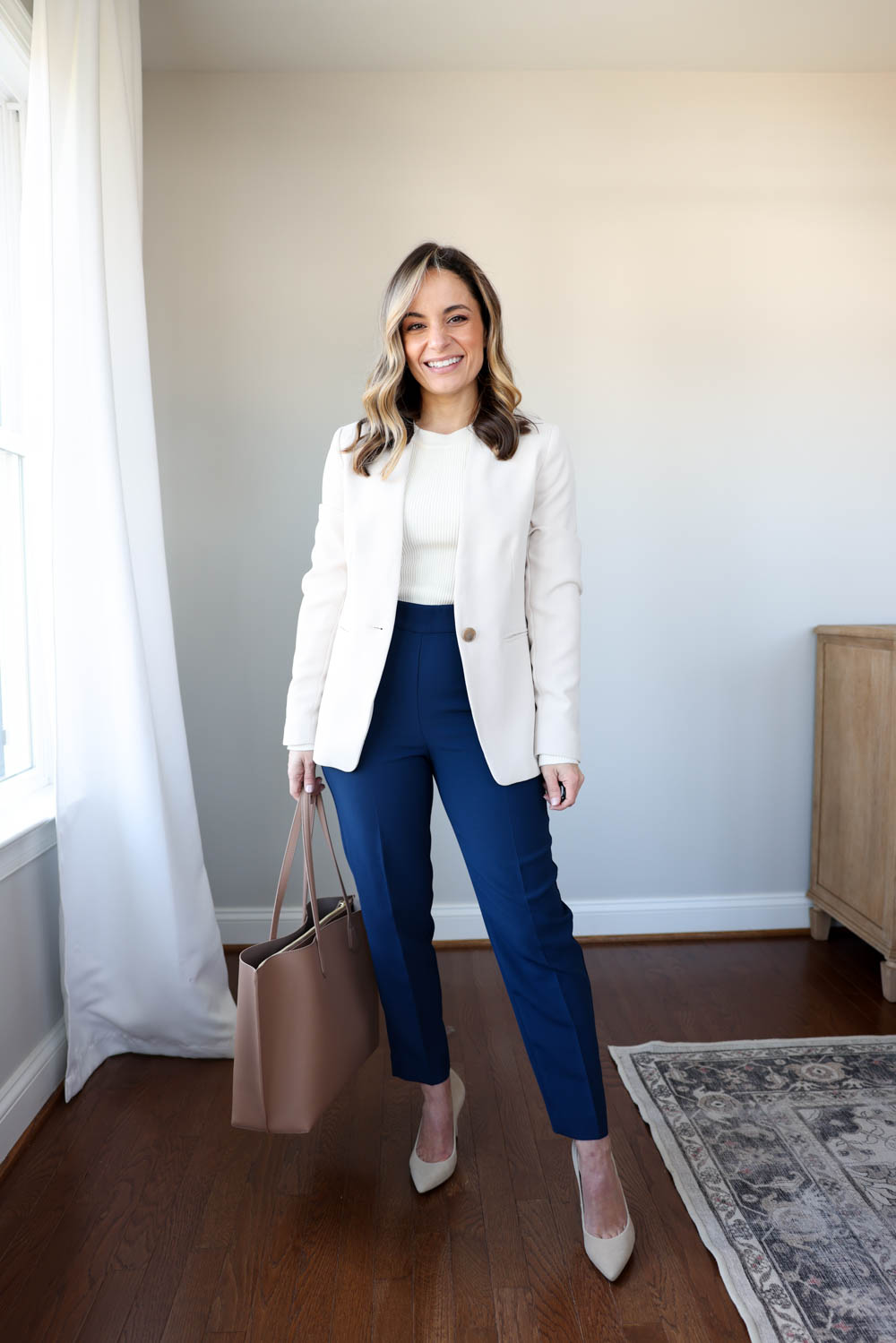 10 Items 20 Outfits for Work - Pumps & Push Ups