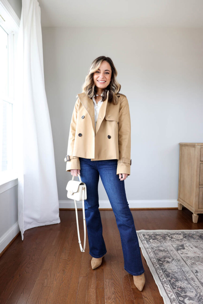 Petite-friendly outfit ideas for spring via Pumps and Push-Ups blog | LOFT spring outfits | Flare jeans outfits