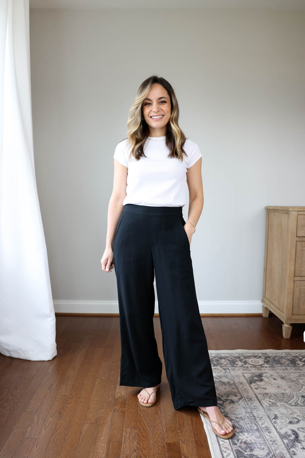 Petite-friendly pants for spring and summer via pumps and push-ups blog | petite style | petite fashion | playa pants | pants for the beach 