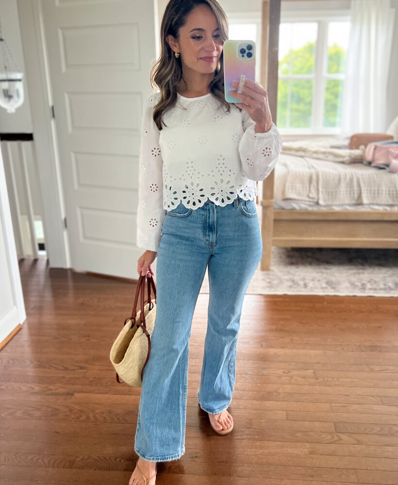 Petite-friendly ways to wear flare jeans | flare jeans outfits | petite fashion | late summer outfits