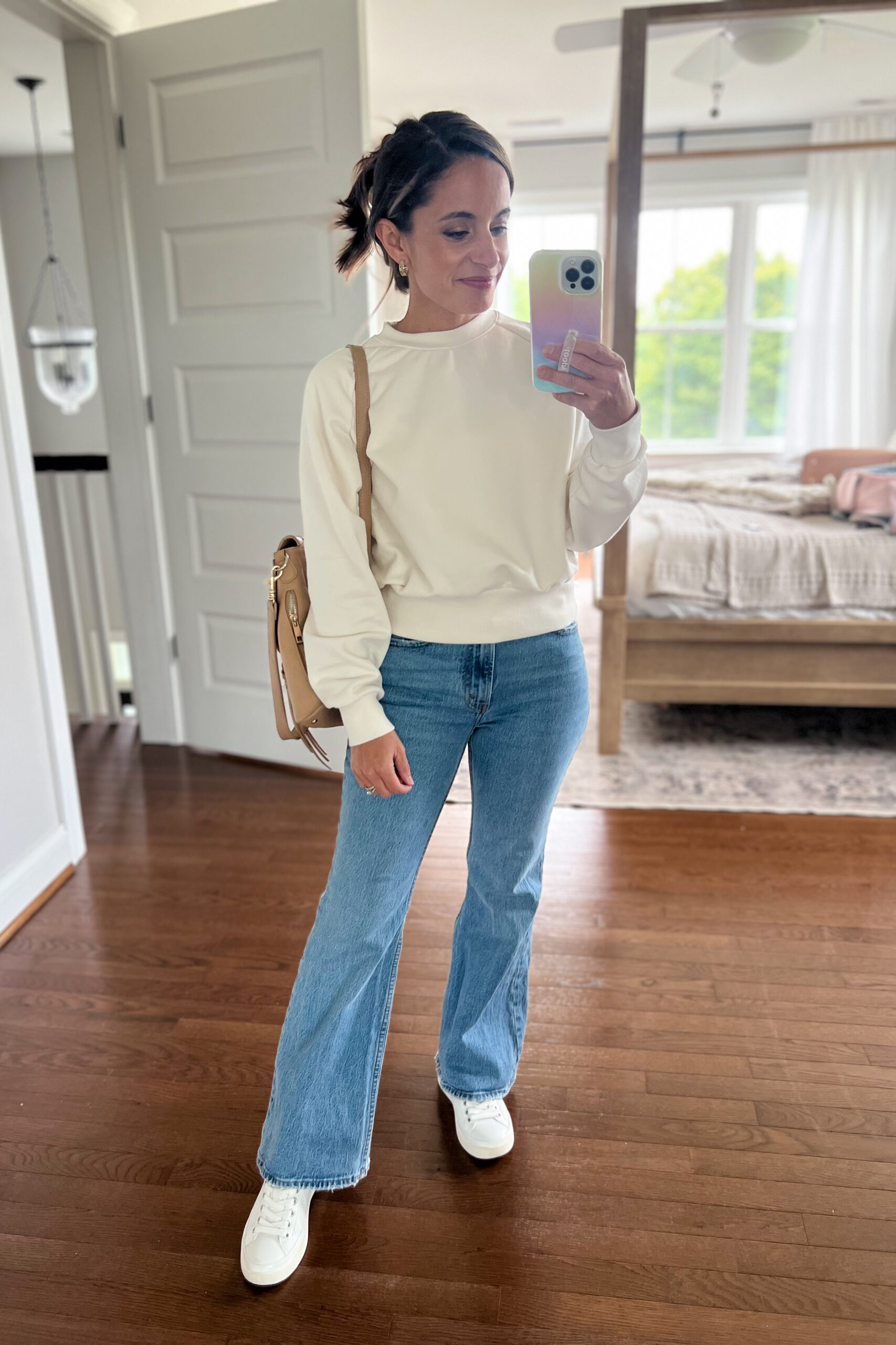 Petite-friendly outfit ideas with flare jeans | four outfit ideas with flare jeans | petite fashion | late summer outfits 