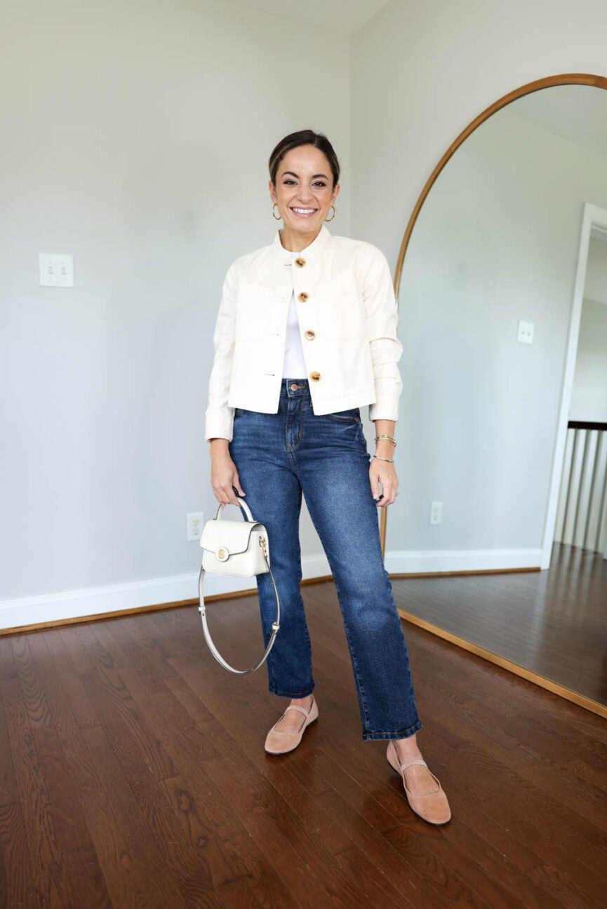 Petite friendly jeans under $50 via pumps and push-ups blog | petite jeans | no hem jeans | petite fashion | late summer outfits