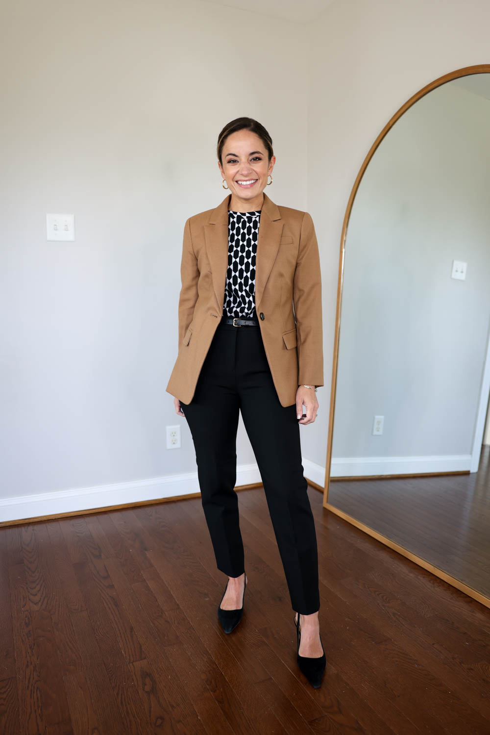 Petite-friendly outfits for work | fall layers for the office via pumps and push-ups blog | petite fashion | petite style