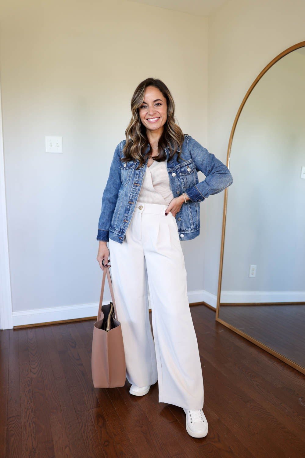 Petite-friendly outfits for work | petite style | outfits for work with sneakers via pumps and push-ups blog | petite fashion | wide-leg trouser outfits | smart casual outfits for work 