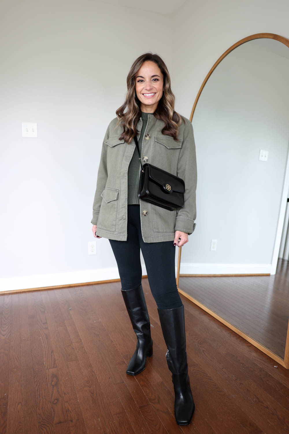 2024 Fall capsule wardrobe | petite friendly fall capsule wardrobe | olive and brown fall capsule wardrobe | classic capsule wardrobe