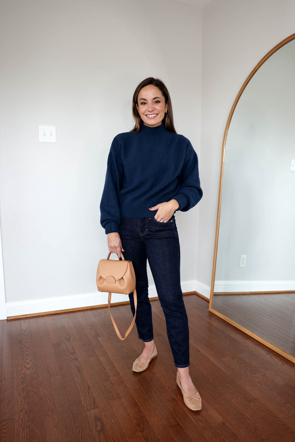 Petite-friendly tonal outfits for fall via pumps and push-ups blog | fall outfits | navy sweater outfit | petite style | petite fashion | navy monochromatic outfit 