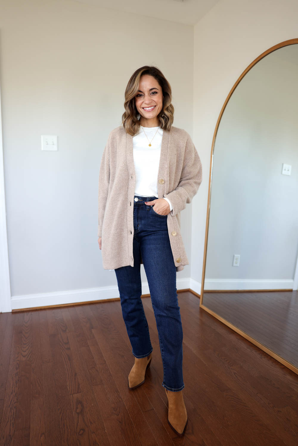 Petite friendly fall outfits with cashmere | fall outfits | quince cashmere review | oversized cardigan outfit