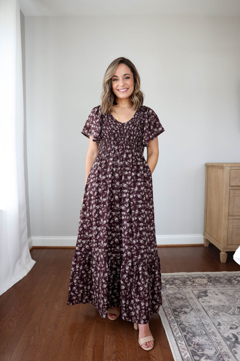 Petite-friendly fall dresses | family photo dresses via pumps and push-ups blog | petite fashion | petite style | fall dresses