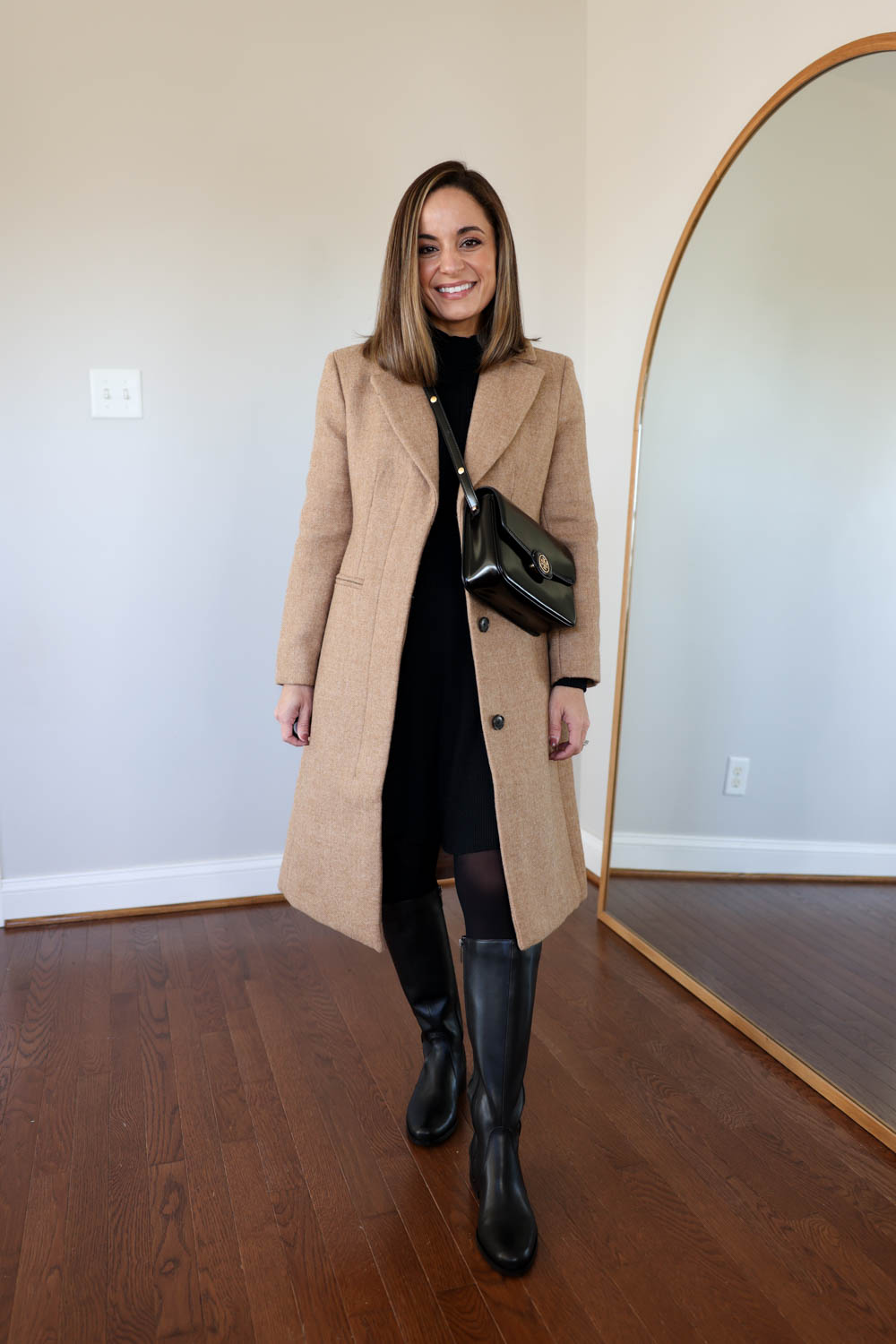 Petite-friendly fall outfits with flat knee-high boots | petite knee-high boots | petite fashion | petite style 