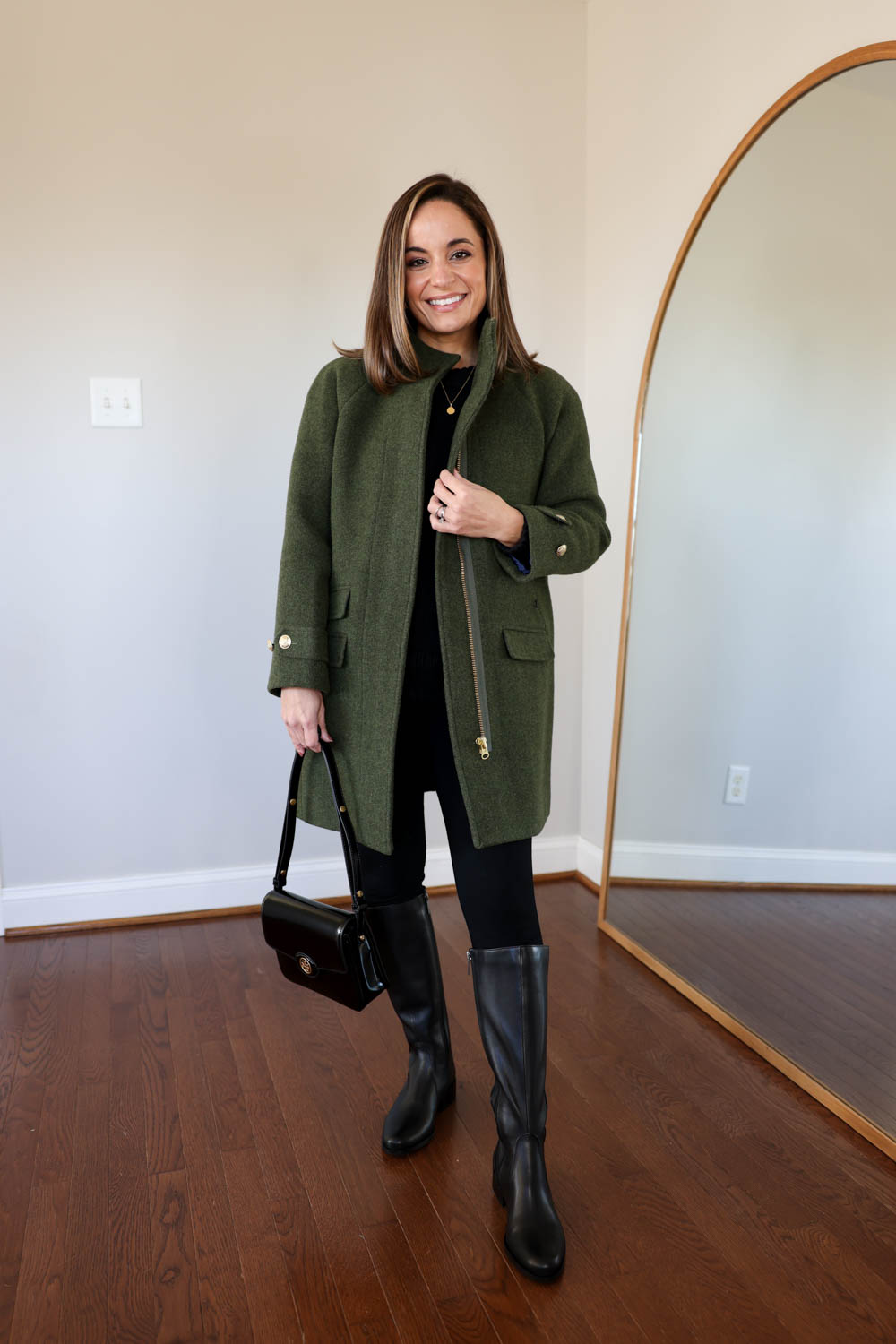 Petite-friendly knee high boots | knee high flat boots via pumps and push-ups blog | petite style | winter outfits 