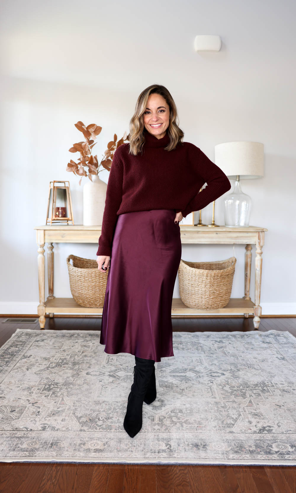 Dressy outfits for Thanksgiving via pumps and push-ups blog | fall outfits | silk skirt outfits | petite fashion