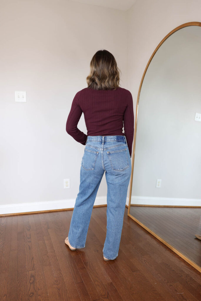 Low-Rise Baggy jeans review via pumps and push-ups blog | abercrombie jeans review | fall jeans | petite fashion | petite style | baggy jeans for petites 