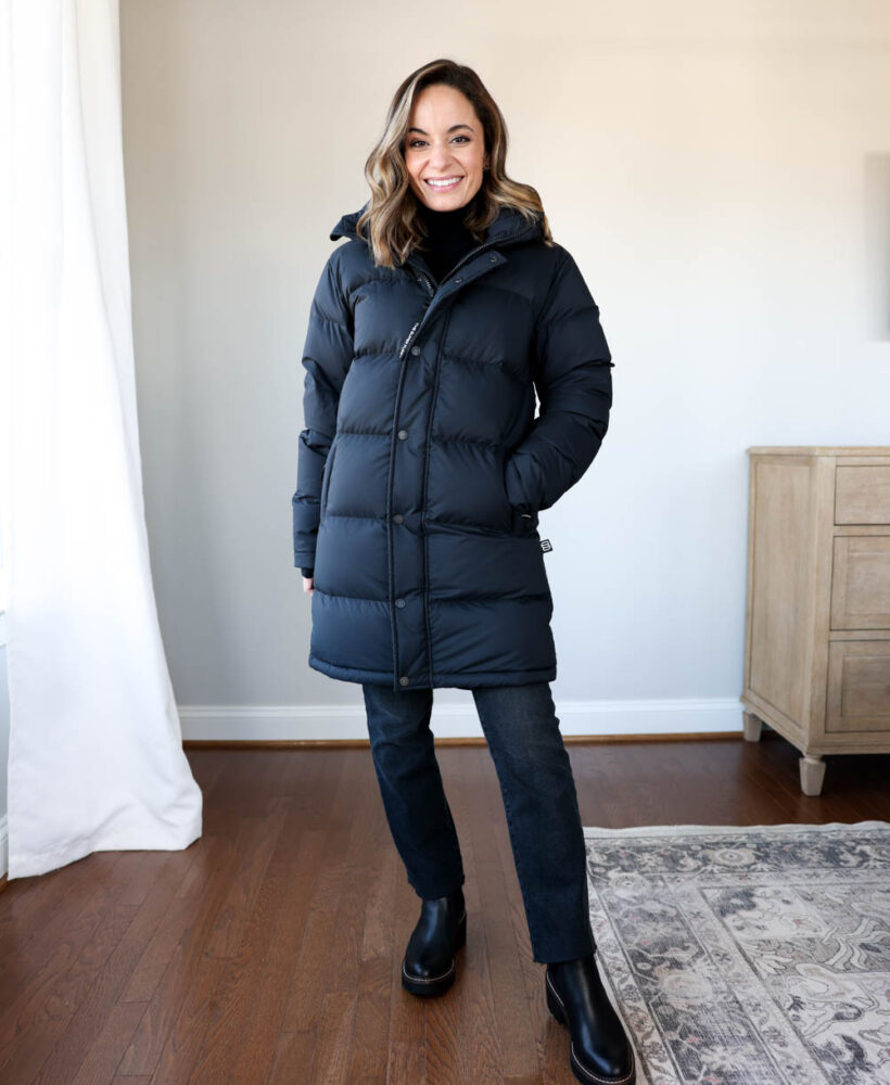 Petite-friendly winter coats via pumps and push-ups blog | winter puffer coats for petites | warm winter coats for petites | artizia super puff review | aritzia mid super puff