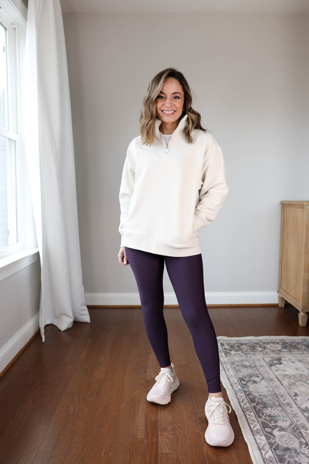 Petite-friendly leggings via pumps and push-ups blog | Athleta leggings review | petite style 