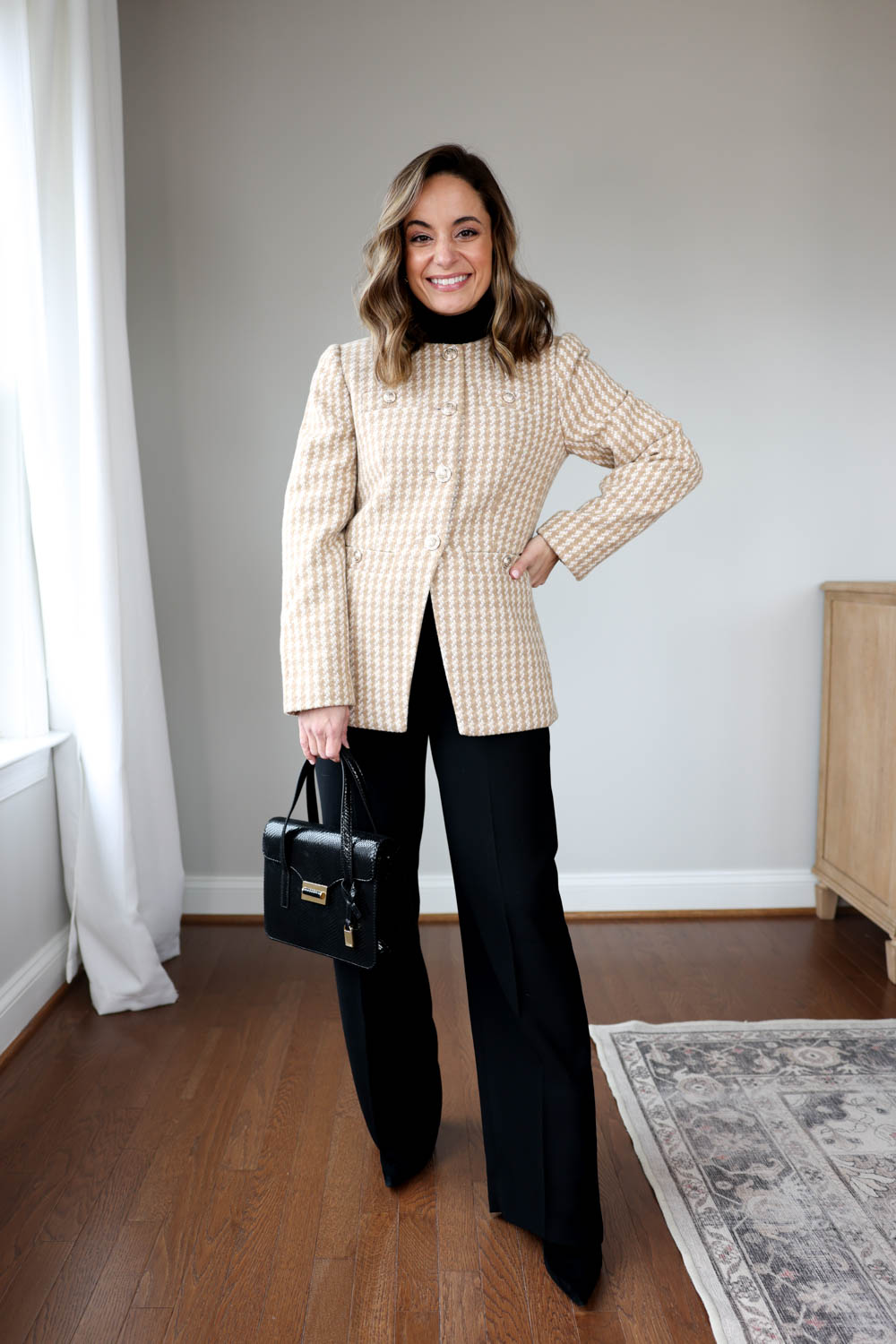 Petite-friendly outfits for work via pumps and push-ups blog | outfits for work with black pants | winter outfits for work | petite style | petite fashion | wide-leg pants for work | petite-friendly wide-leg pants 