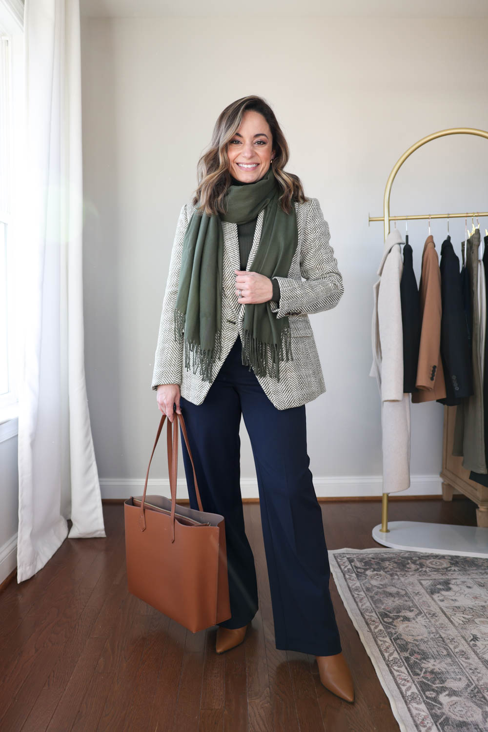 2025 Winter Capsule Wardrobe for work | workwear capsule wardrobe | petite fashion | outfits for work | winter outfits for work